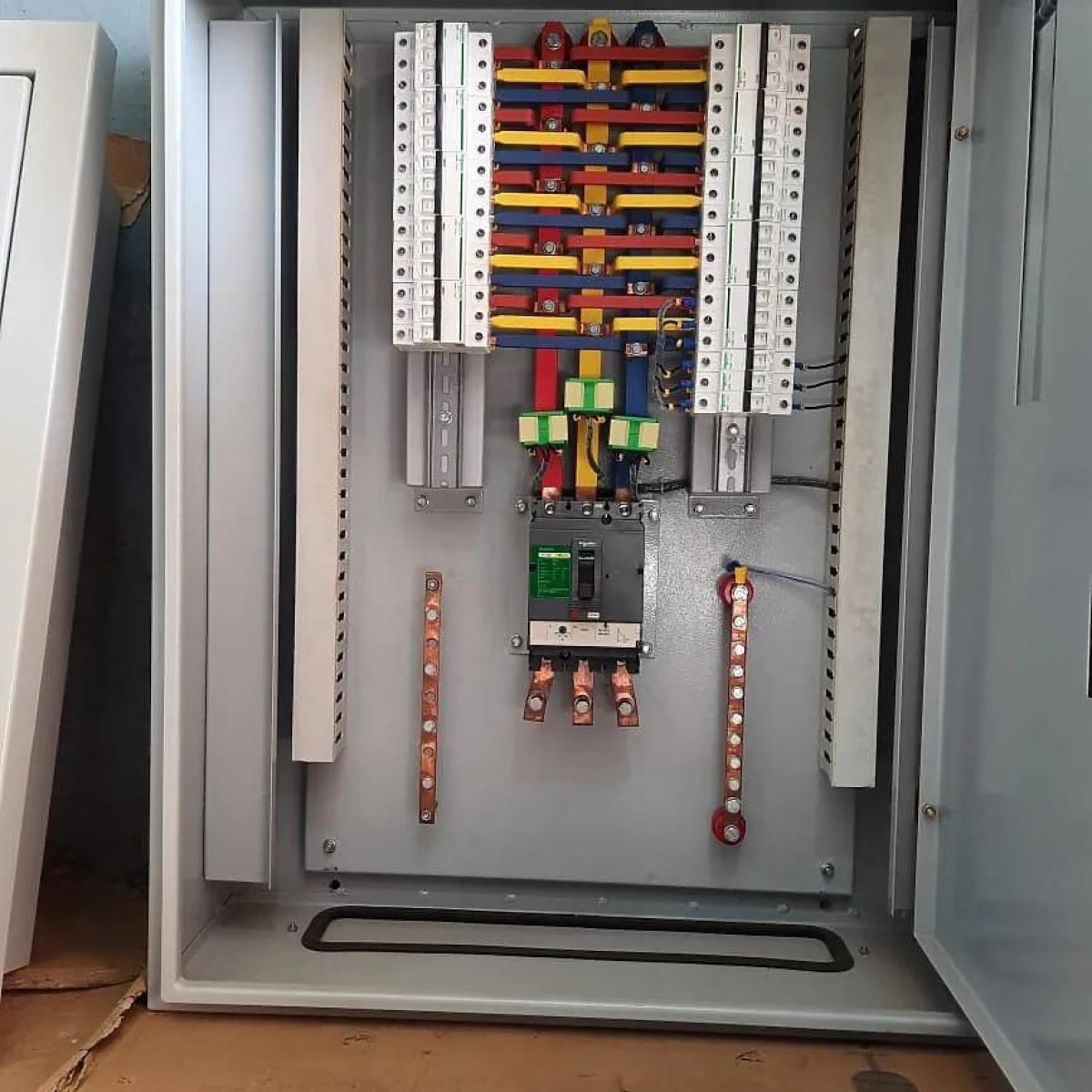Low Voltage Distribution Panel (LV Panel)