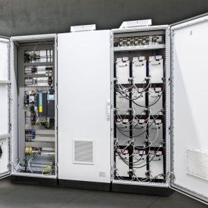 Battery Management System (BMS)