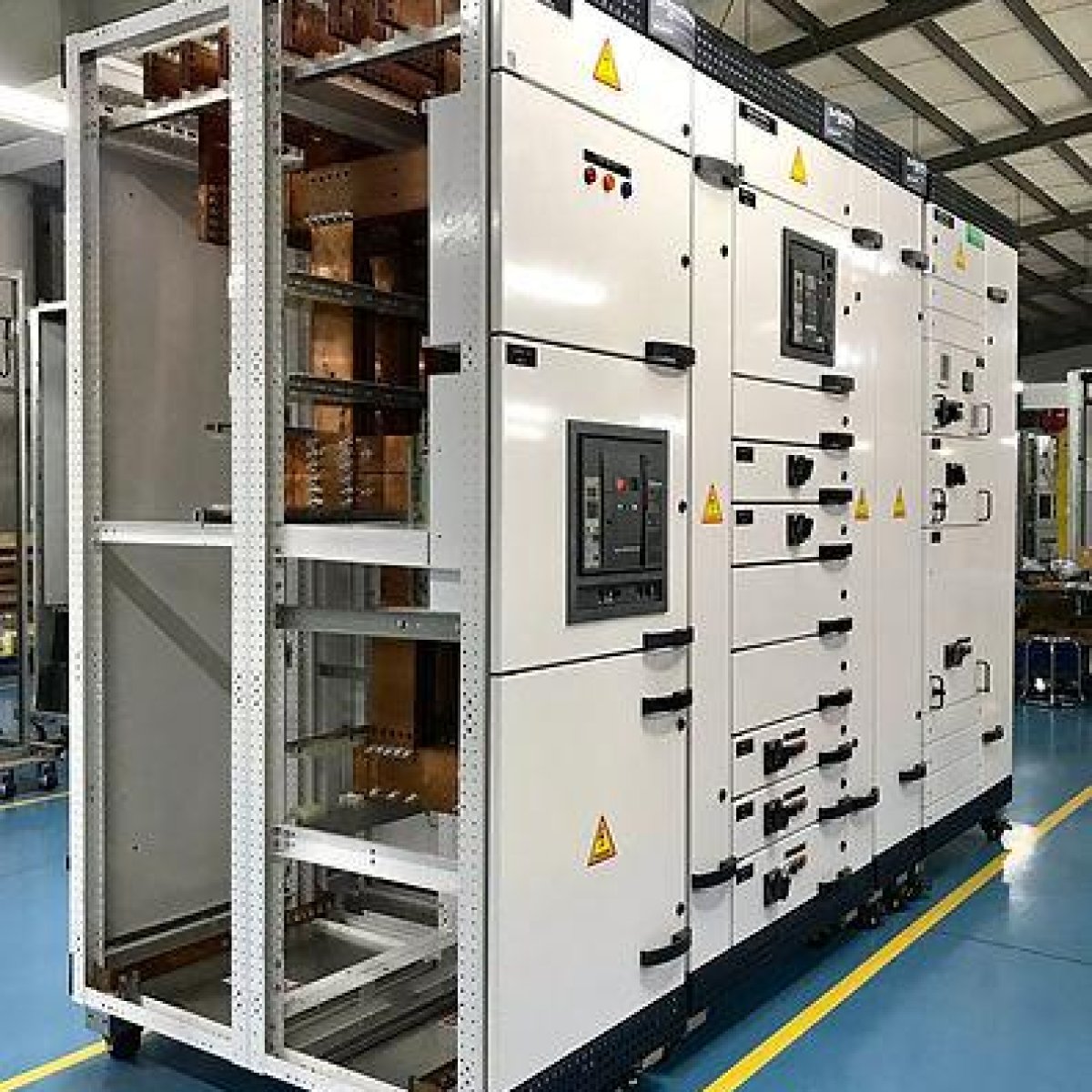 HT & LT Switchgear Panels