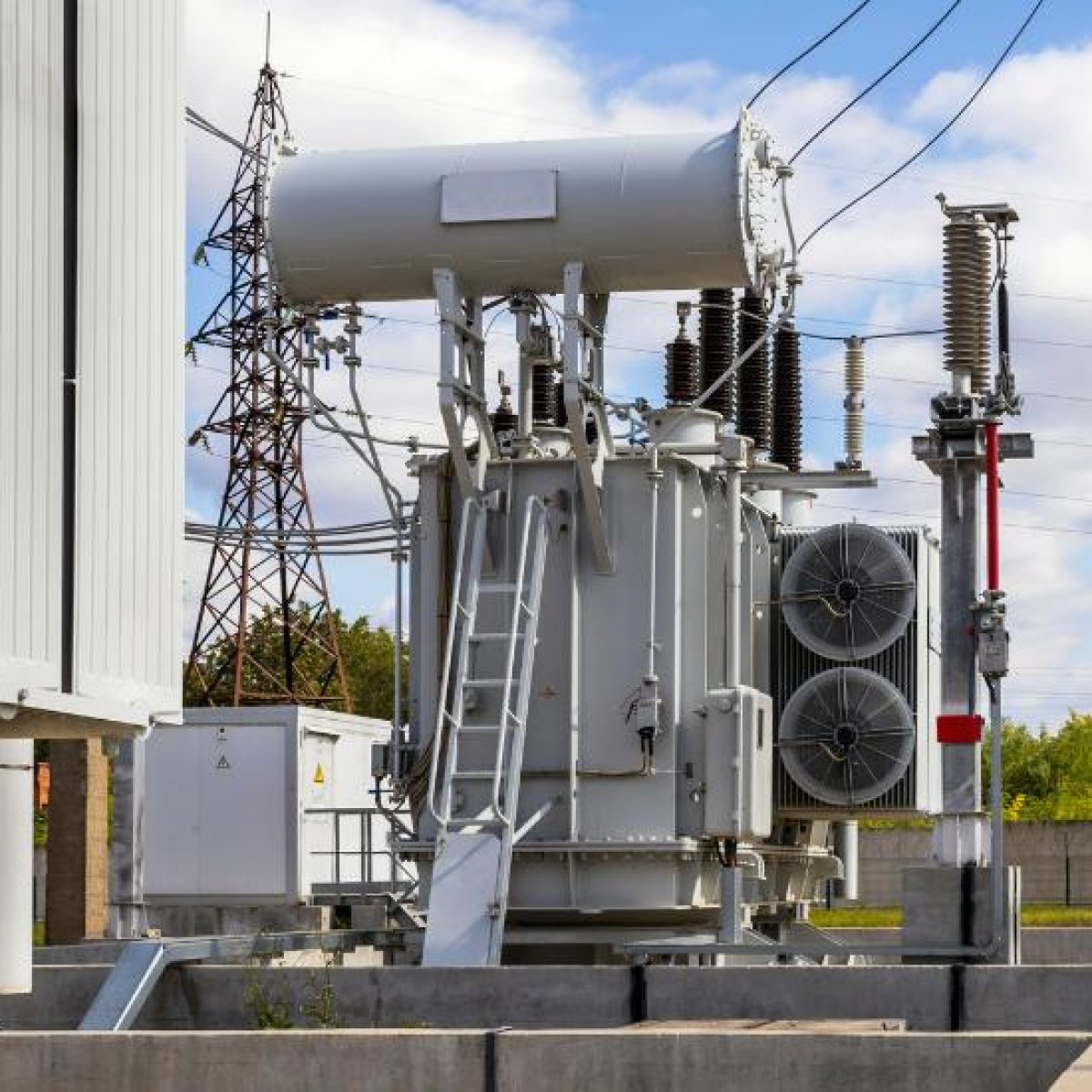 Power Transformer (Transmission Grade)