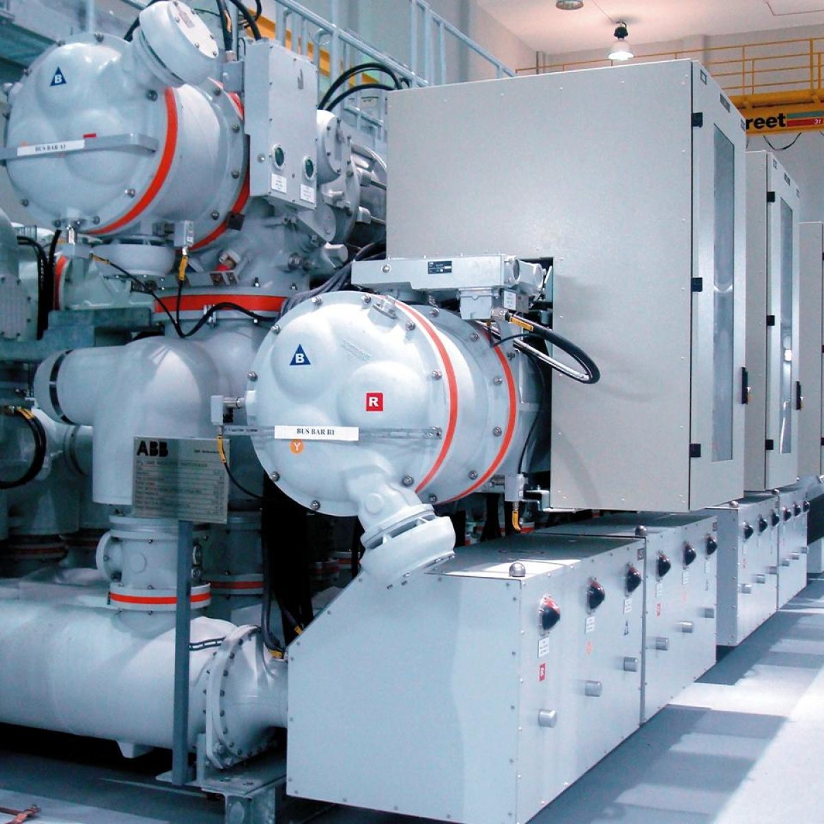 Gas Insulated Switchgear (GIS)