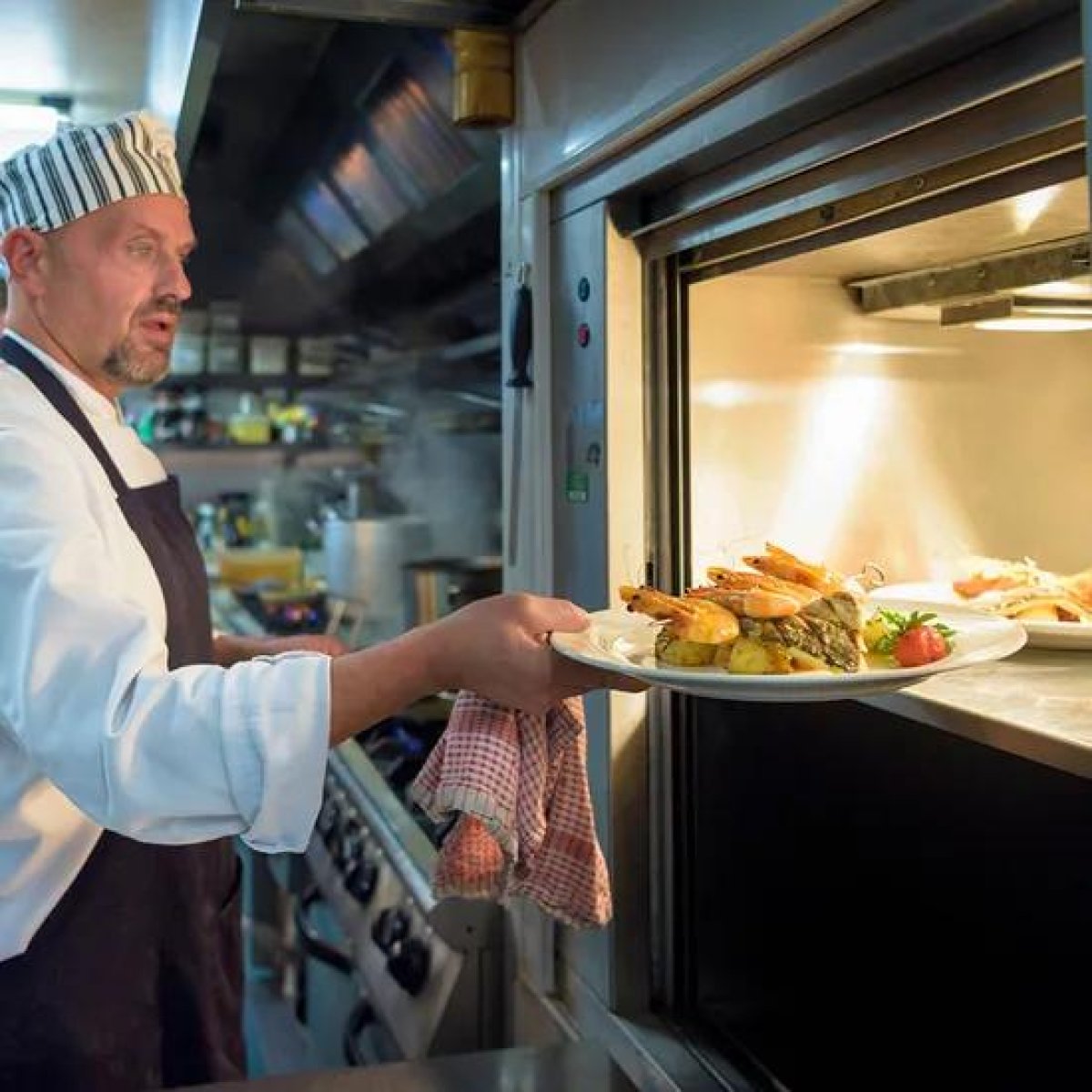 Hotel Dumbwaiter