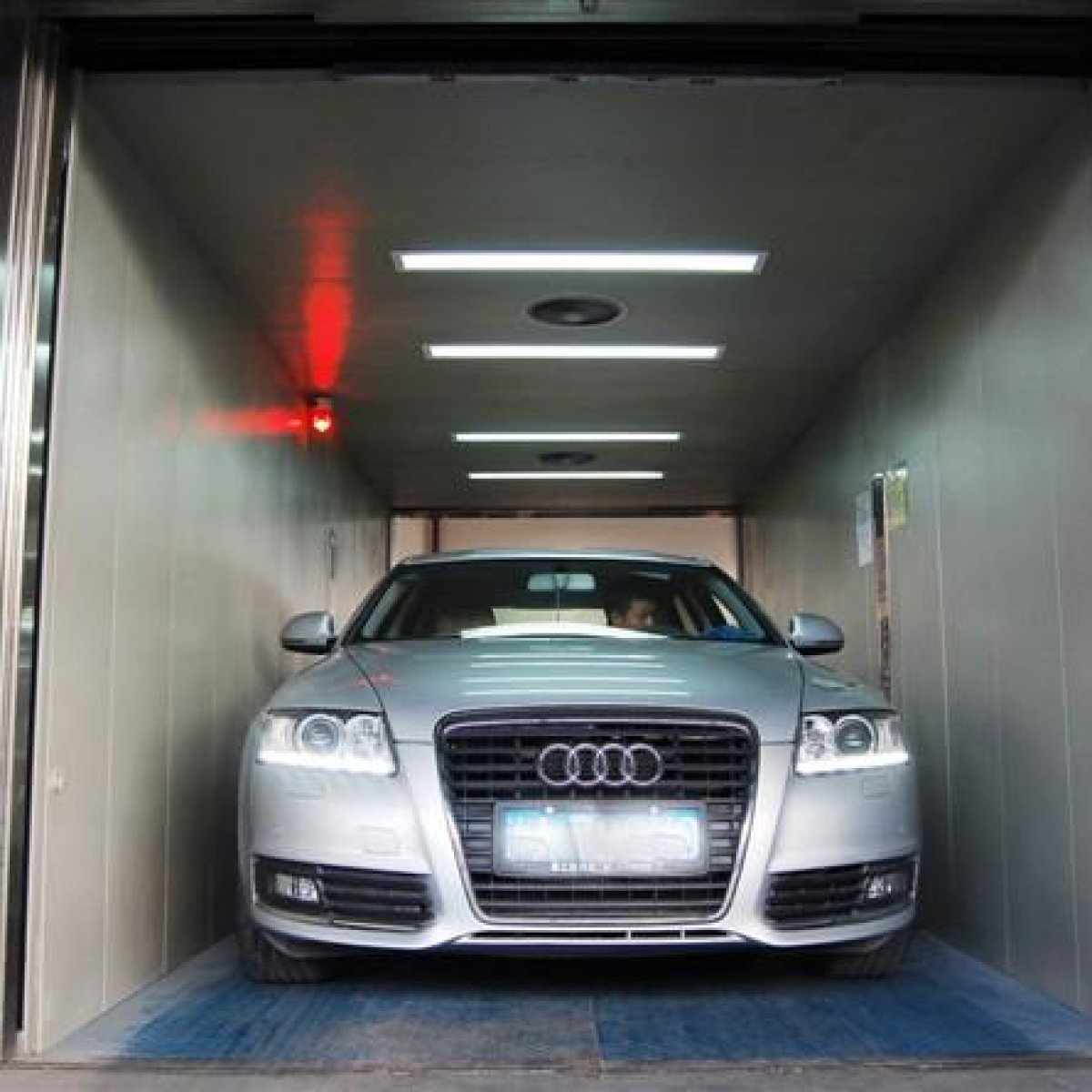 Vehicle Freight Elevator