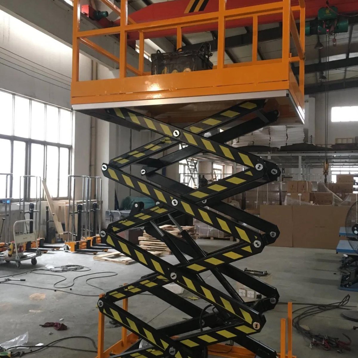 Scissor Goods Lift