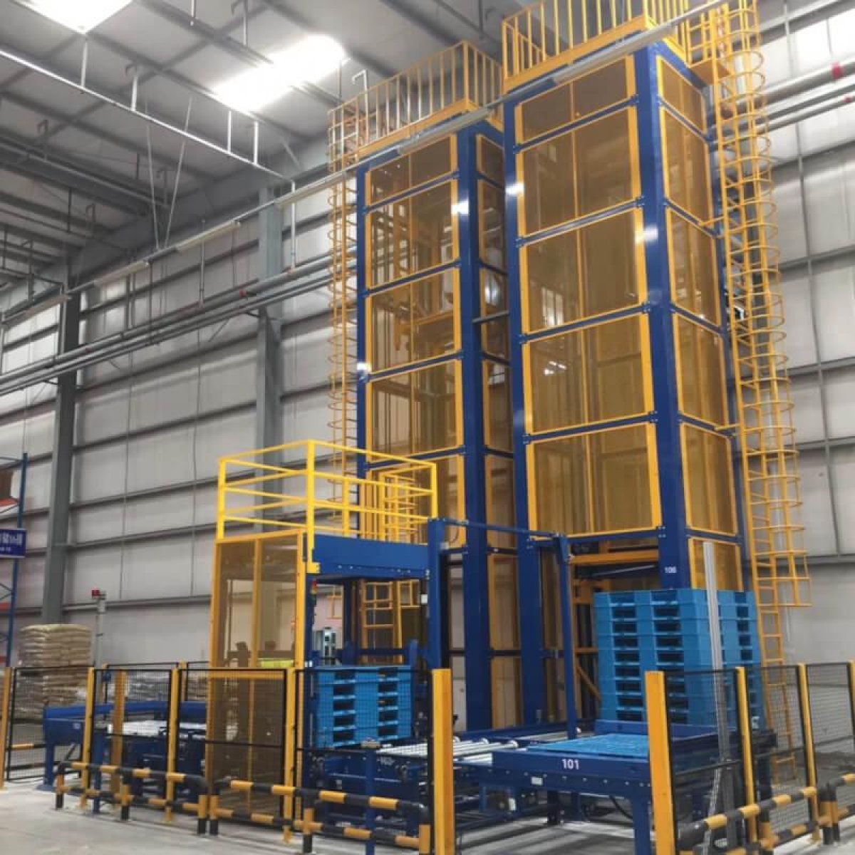 Pallet Goods Lift