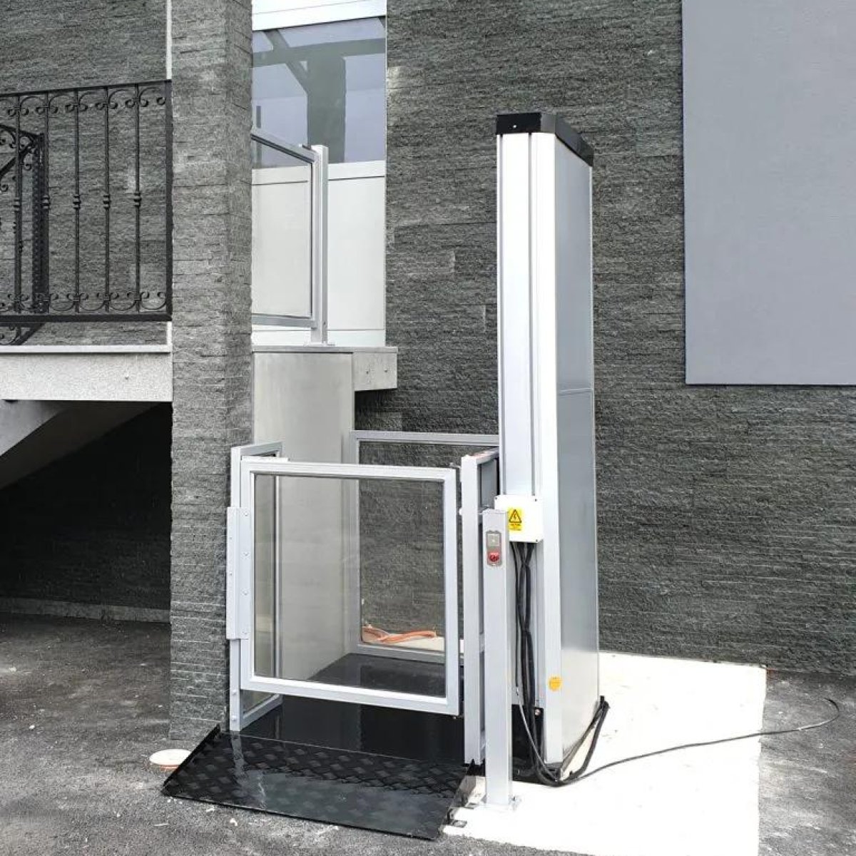 Vertical Platform Wheelchair Lift (VPL)