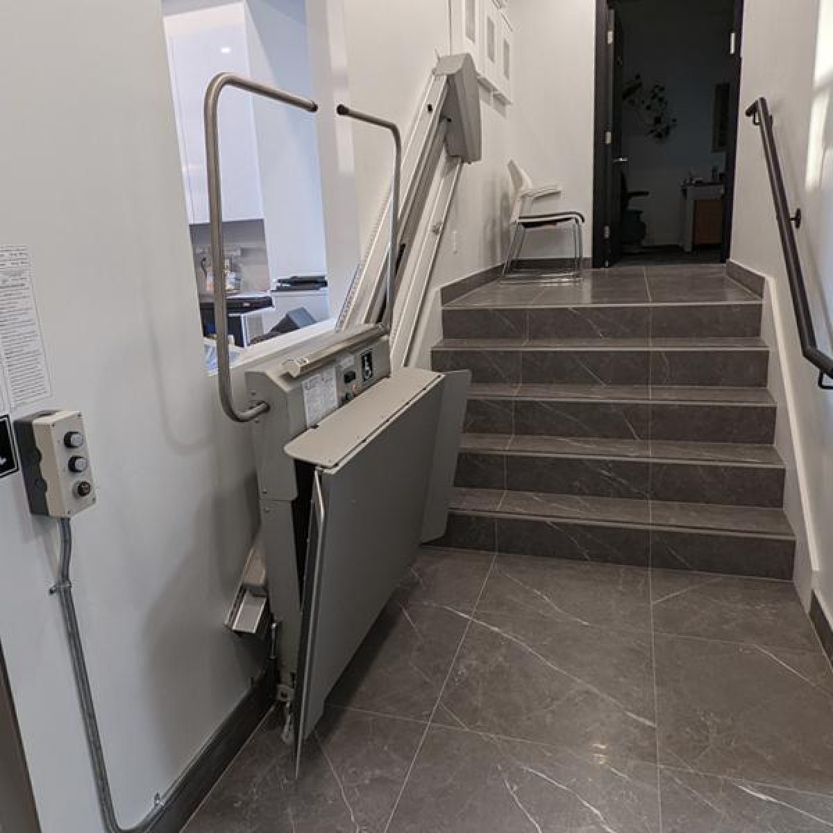 Inclined Platform Wheelchair Lift