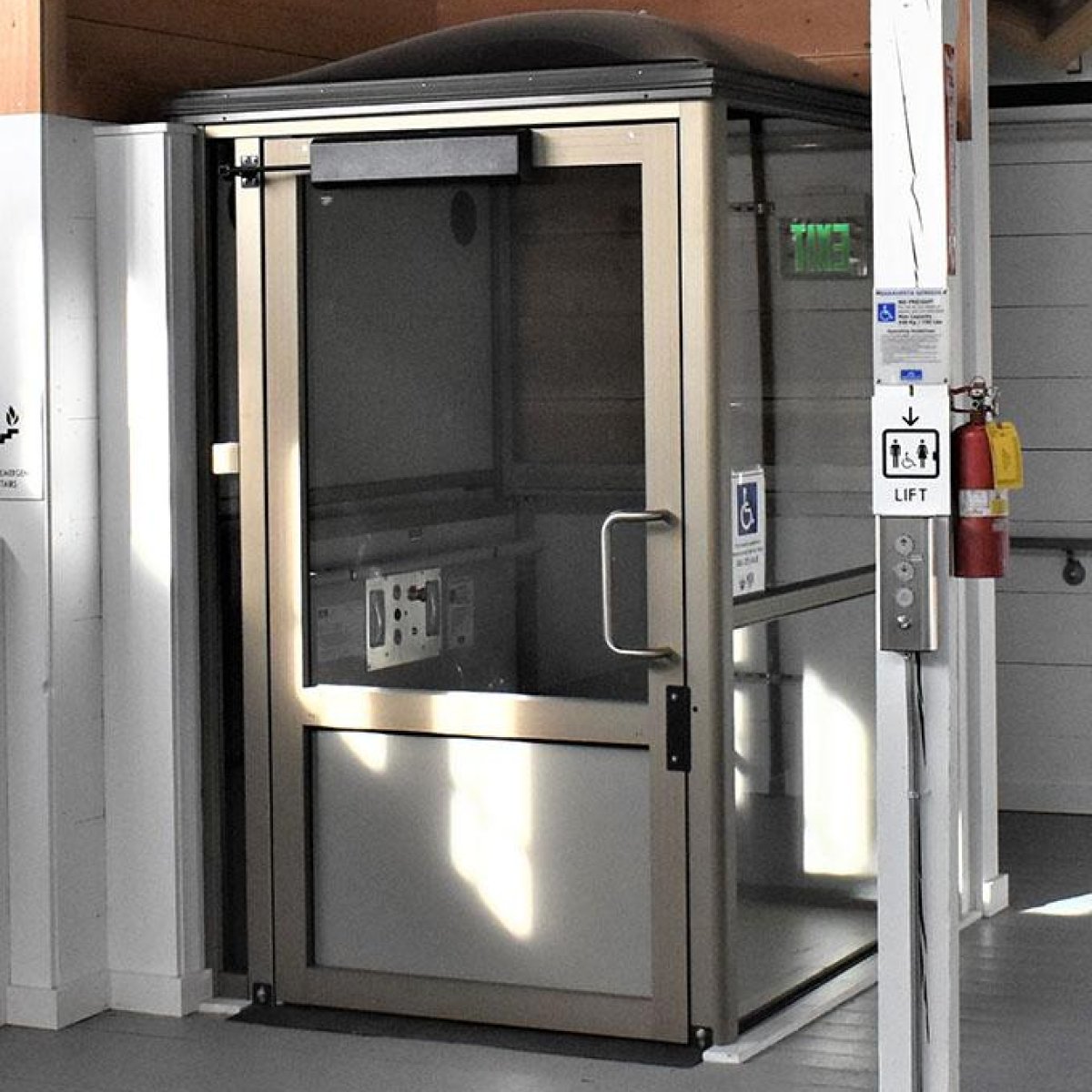 Enclosed Platform Wheelchair Lift