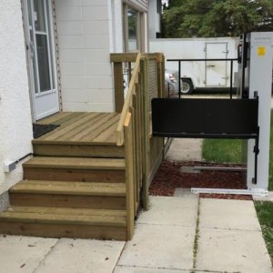 Low-Rise Platform Wheelchair Lift