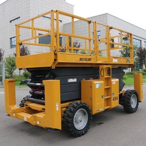 Rough Terrain Scissor Lift