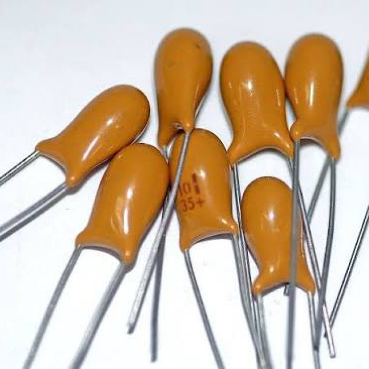 Tantalum Capacitors