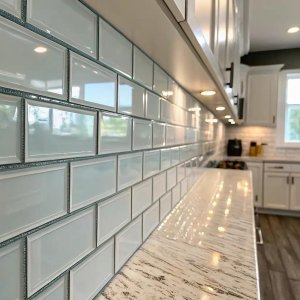 Decorative glass tiles