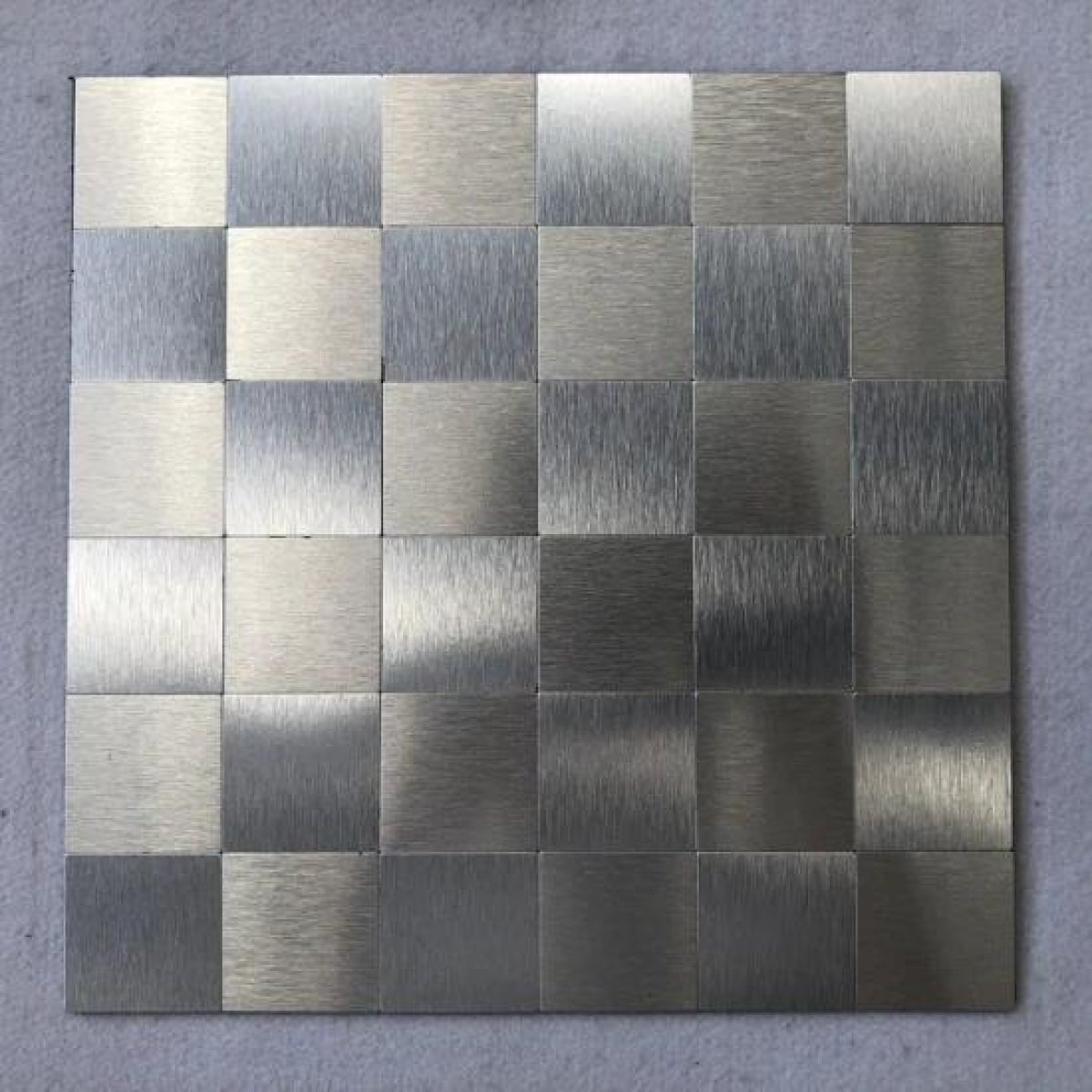Metal mosaic tiles