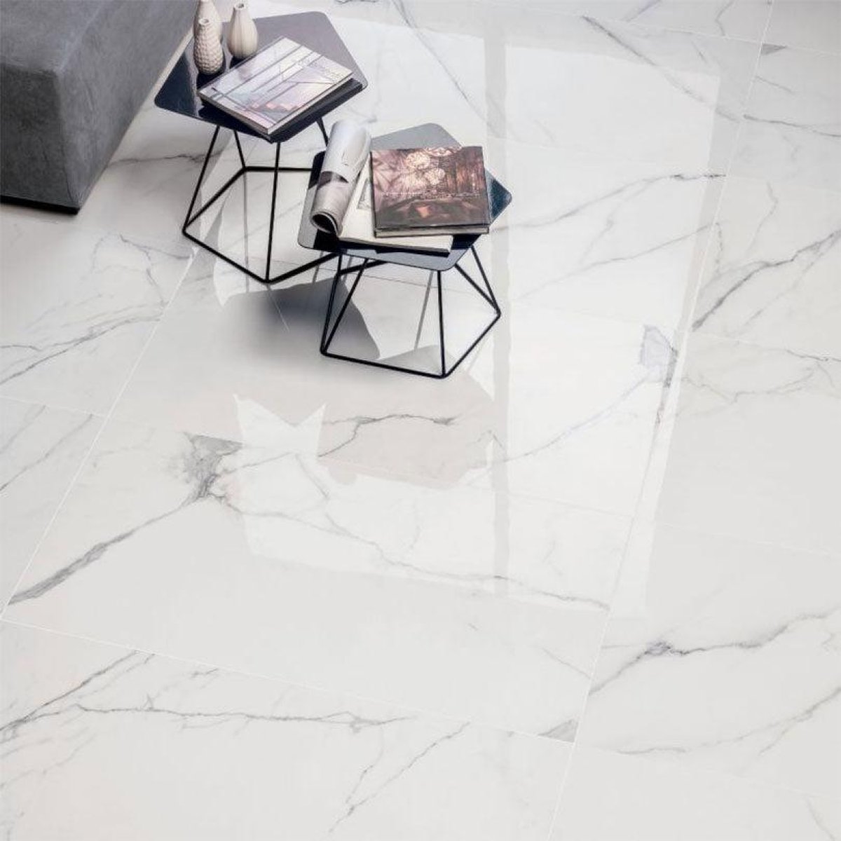 Marble-look porcelain tiles