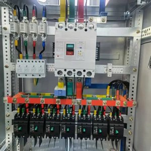 Molded Case Circuit Breaker (MCCB)