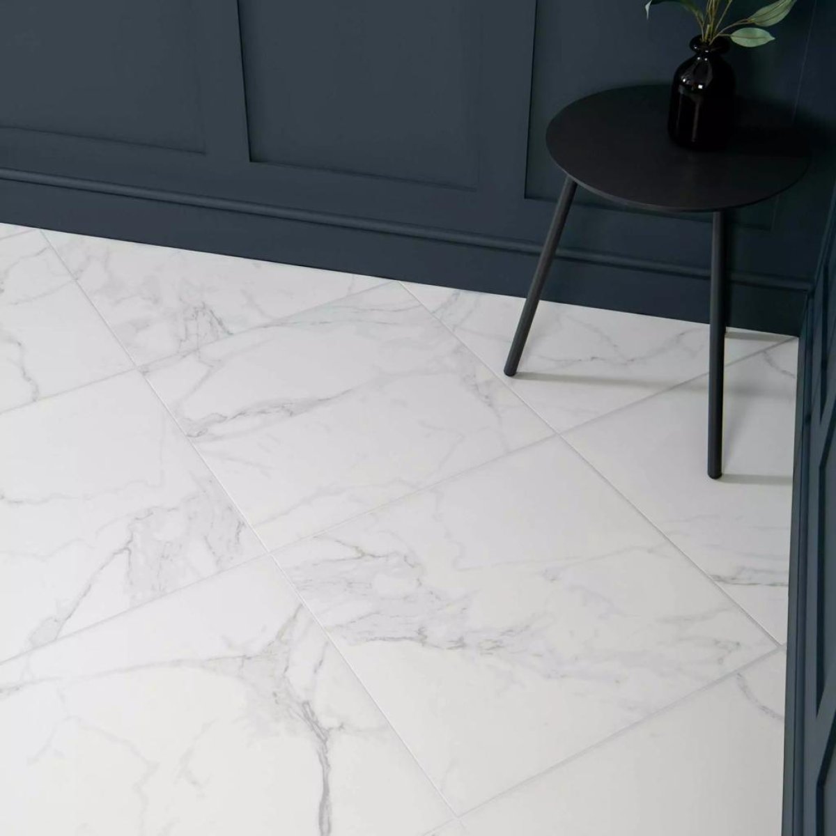 Marble-look porcelain tiles